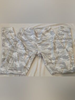 Ododos Camouflage Leggings with pockets